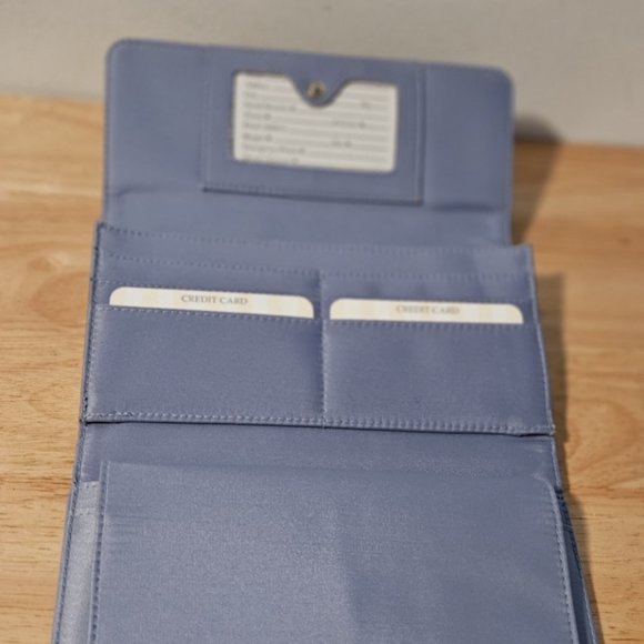 Women's Kenneth Cole Reaction Tri-Fold Wallet Purplish Gray Butterfly - Picture 2 of 7